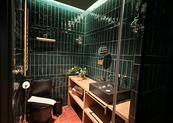 North Shore 10 * Бильбао